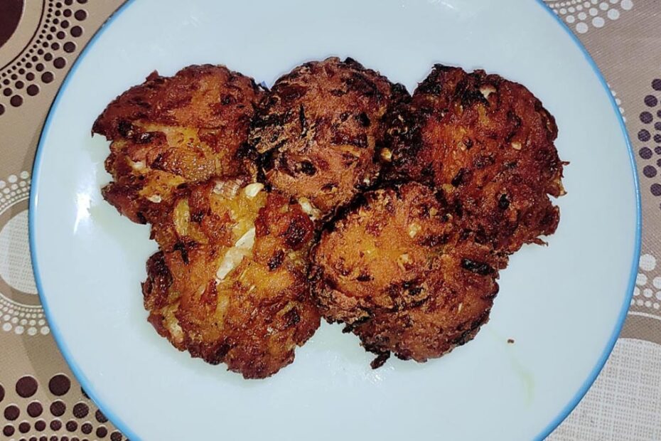 Bandakopir Bora Cabbage Pakora
