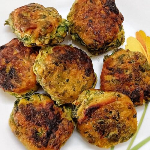 Dhone Patar Bora Recipe | How To Make Coriander Leaves Fitters 2 Dhone Patar Bora Bengali dish